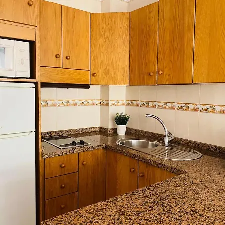Malagueta - Fantástico Apartamento Junto A La Playa De Malagueta Appartamento Málaga