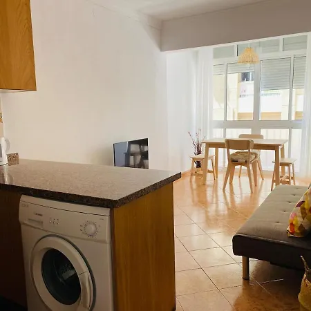 Malagueta Apartamento En Playa De La Malagueta شقة *