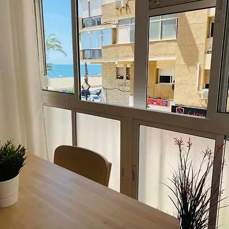 شقة Malagueta Apartamento En Playa De La Malagueta مالقة